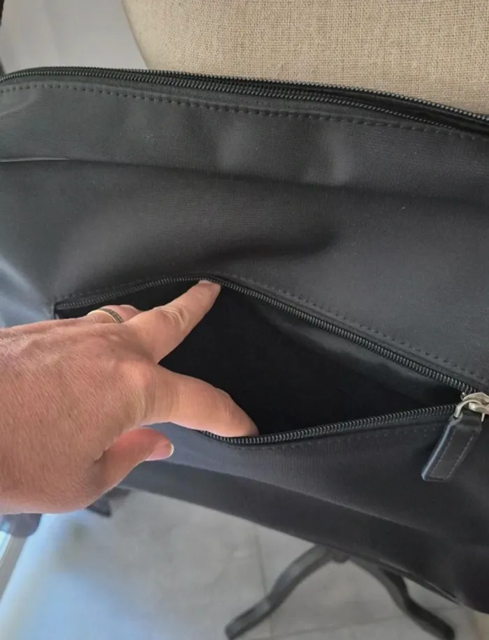 💼 Sac Chabrand noir – multi-usages - photo numéro 12