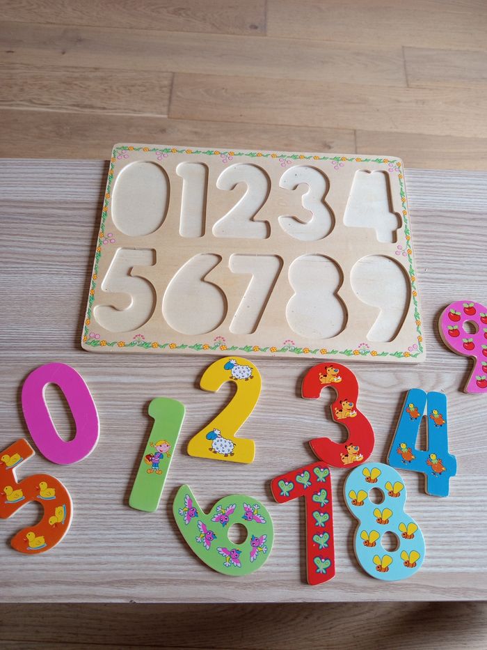 Puzzle en bois, chiffres - photo numéro 2