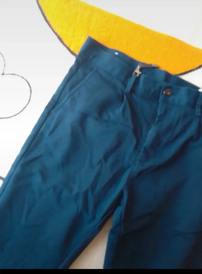 Pantalon homme quasiment neuf - photo numéro 4