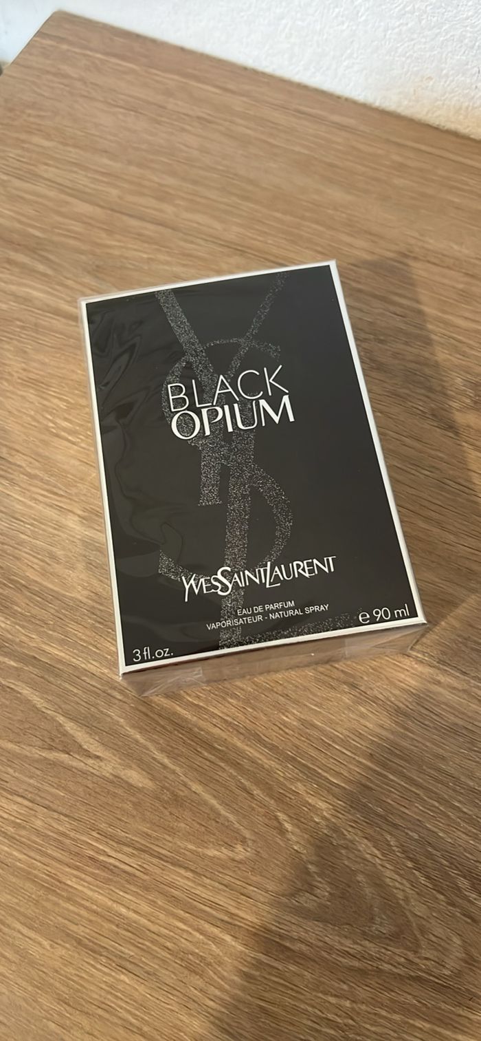 Yves Saint Laurent 90ml