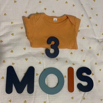 Lot bodies MC 3 mois