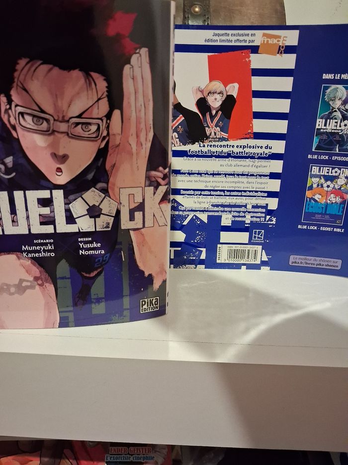 Manga Blue Lock tome 30 jaquette alternative exclusive collector Fnac - photo numéro 3