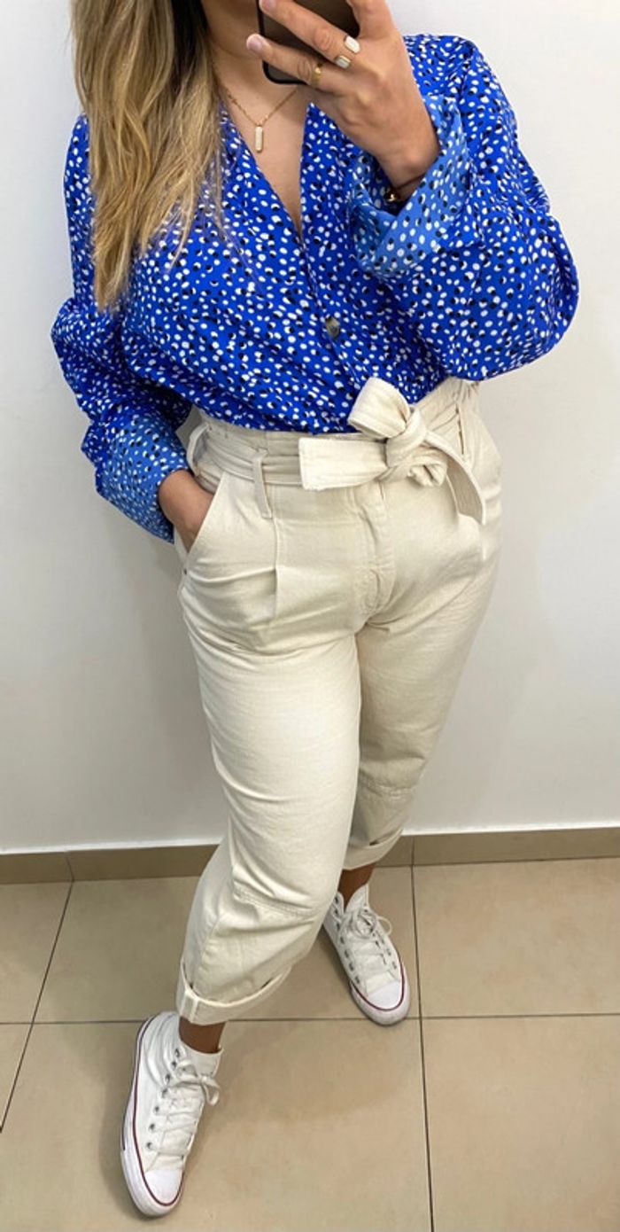 Jolie Blouse Imprimée Avec Des Boutons Taille 52 - photo numéro 5
