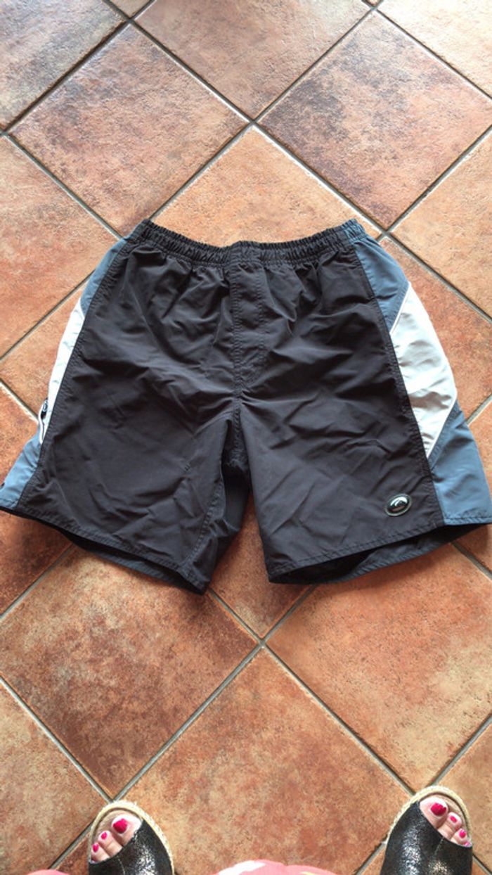 Quiksilver short taille S