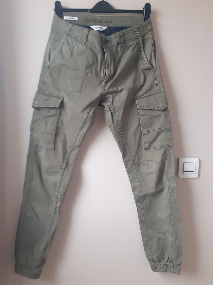 Pantalon cargo