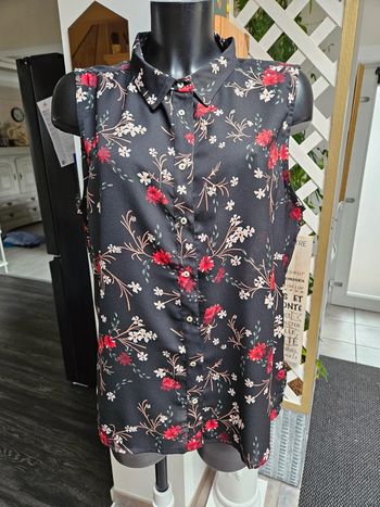 Chemise débardeur à fleur taille 48