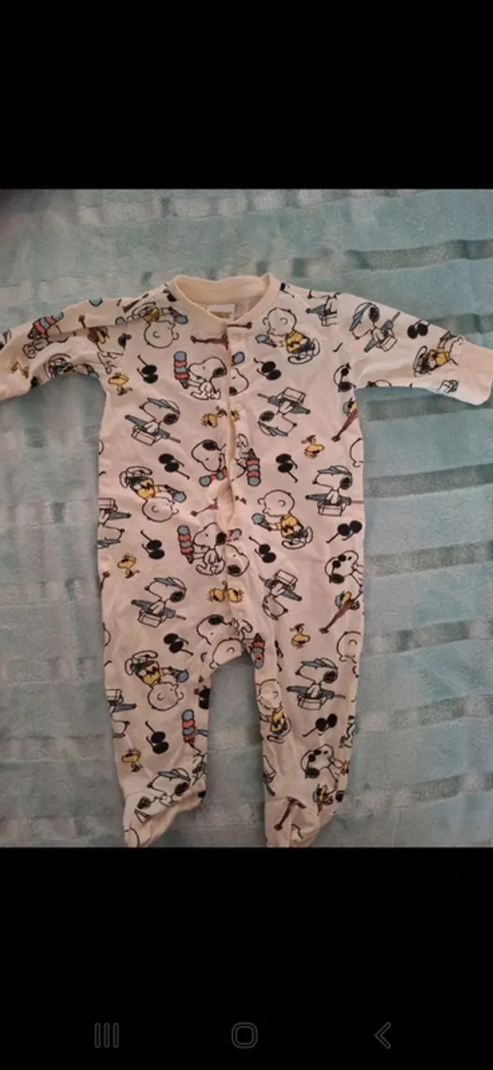 Pyjama Peanuts