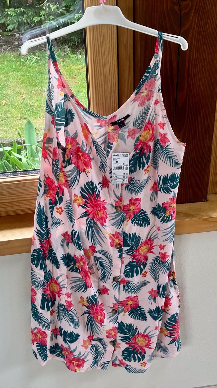 Robe M