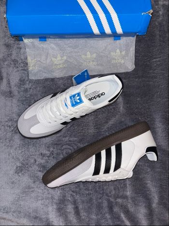 Paire de samba taille 39 neuve 