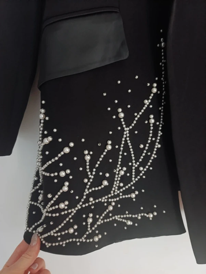 Robe blazer chic et élégant - photo numéro 2