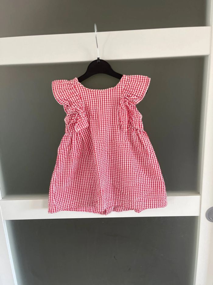 Robe à carreaux rouge