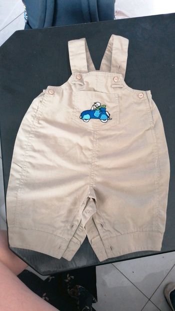 Combishort taille 6 mois