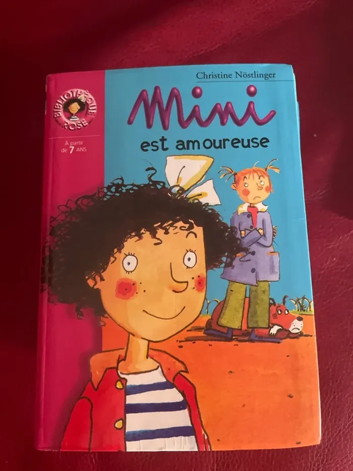 11 livres mini bibliothèque rose - photo numéro 3