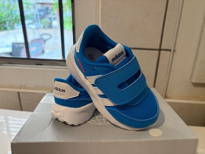 Basket Adidas RUN 70s AC t.22 - photo numéro 2