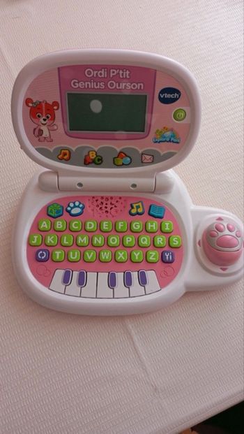 Ordinateur enfant fille