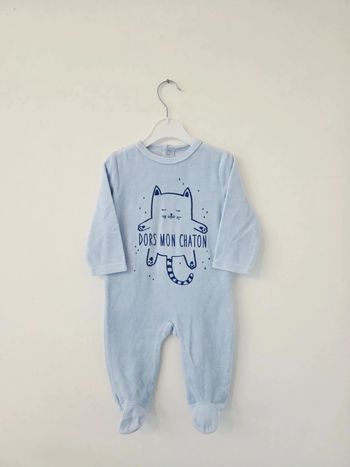 Joli pyjama Bébérêve 9 mois