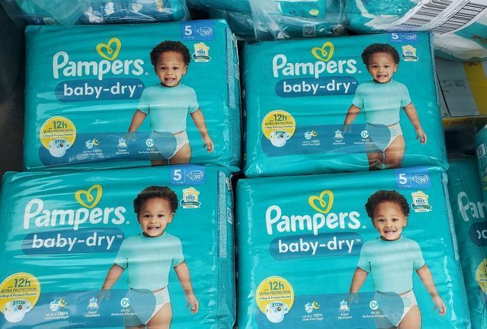 Couches Pampers Taille 5, 156 Couches.