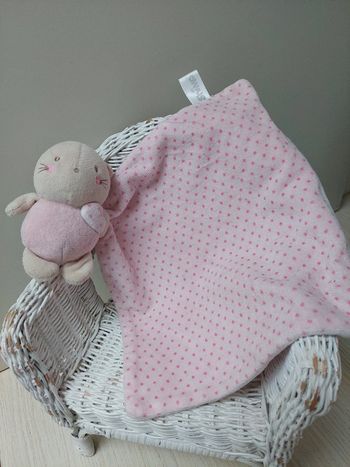 Shima - doudou carré mouchoir chat rose