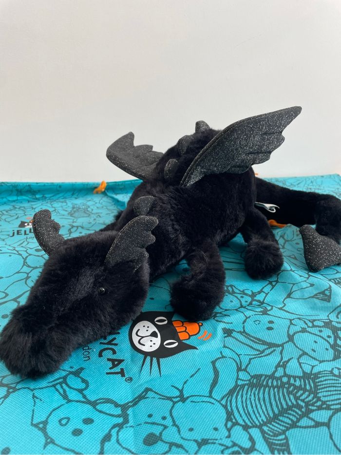 Peluche JELLYCAT ONYX DRAGON LARGE 🖤 - photo numéro 3