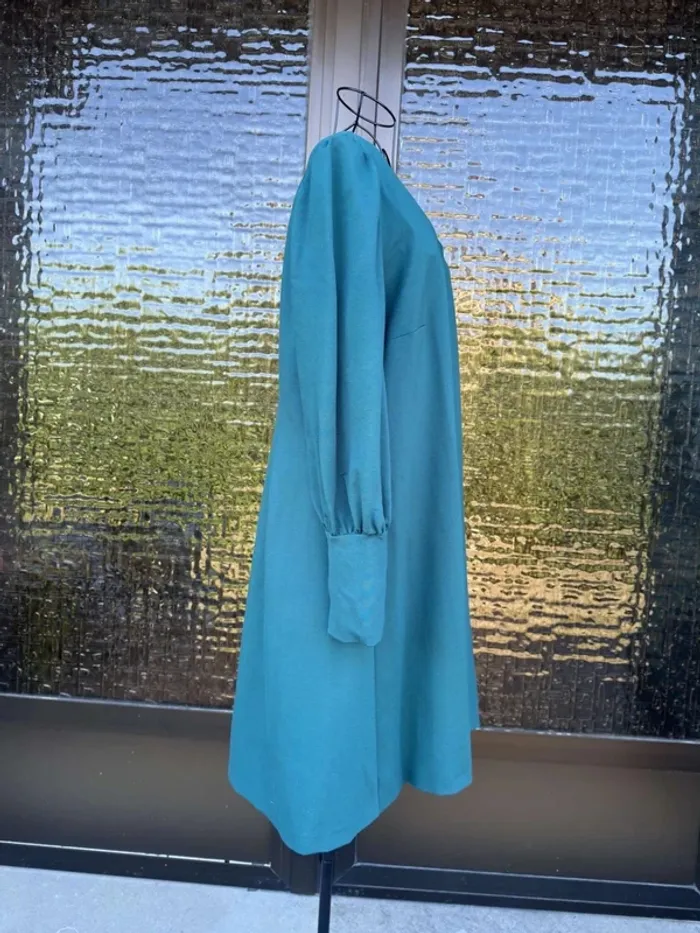 Robe Bleu-Verte Manches Longues Bouffantes - photo numéro 16