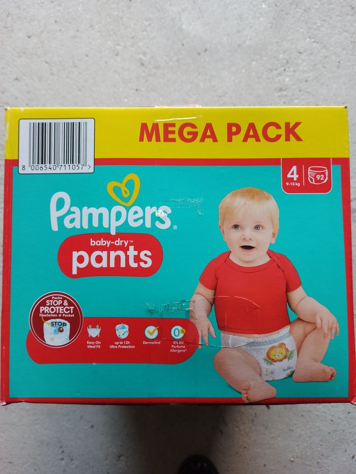 Megapack de 92 pants taille 4 Pampers Baby-dry
