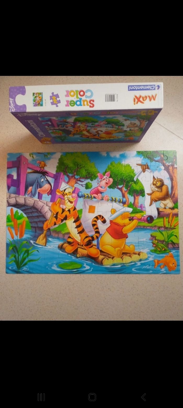 Puzzle Clémentoni Disney " Winnie L'ourson / Tigrou  " 104 pièces. - photo numéro 2