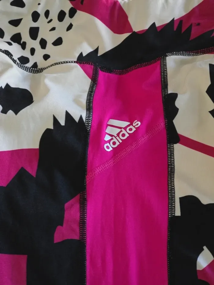 Ensemble tee-shirt et leggings Adidas original - photo numéro 9