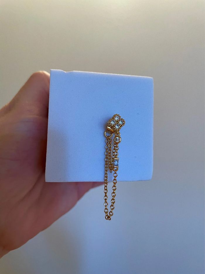 Boucle d’oreille pendante avec strass dorée neuve acier inoxydable