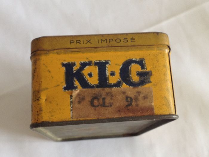 Ancienne boite publicitaire garagiste - photo numéro 4