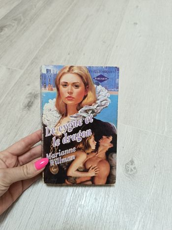 Livre Harlequin les historiques