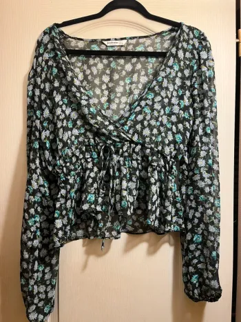 blouse fleurie stradivarius