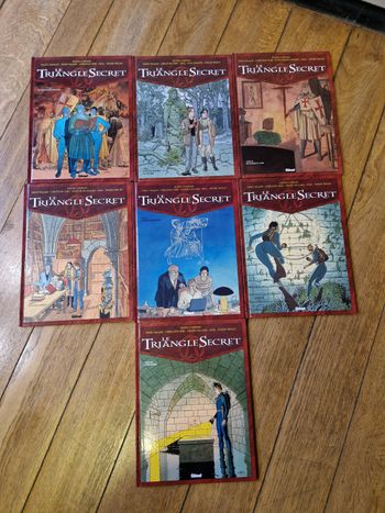 Lot de 7 bd le triangle secret