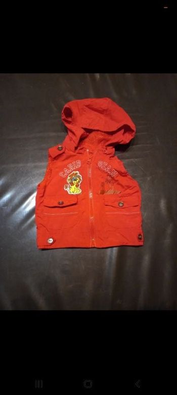 Veste fine sans manches