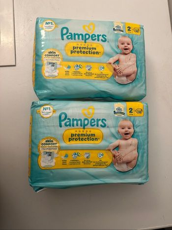 Couches Pampers taille 2