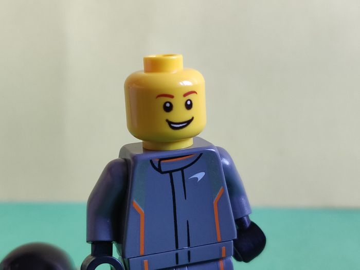 Figurine Lego McLaren Senna - parfait état - vrai Lego - photo numéro 3