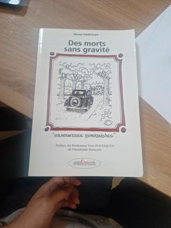 Des morts sans gravité livre