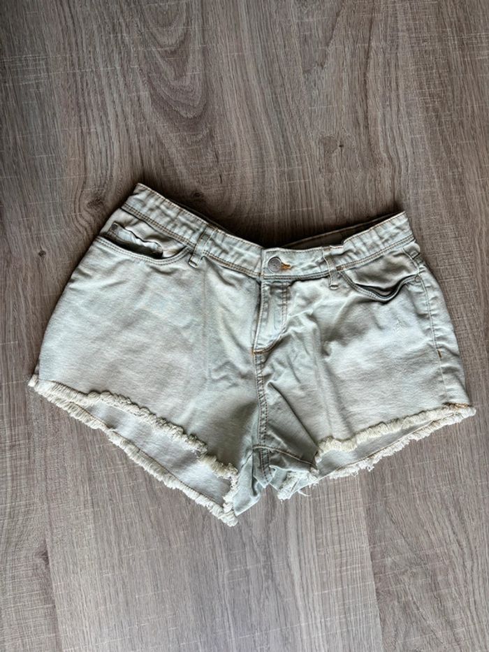 Short délavé