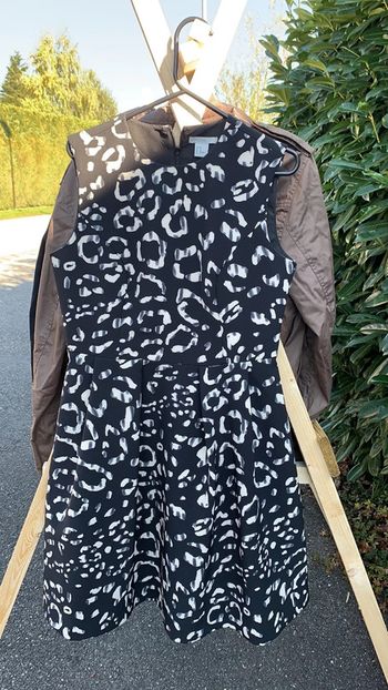 Robe noire et grise h&m