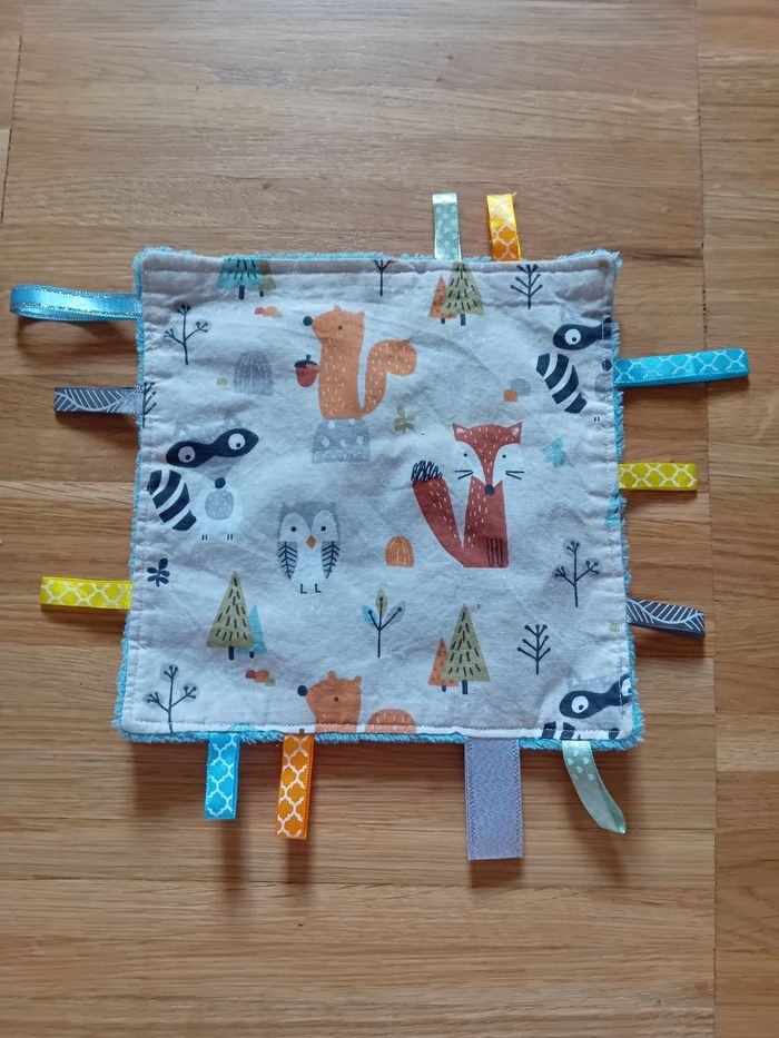 Doudou type Montessori