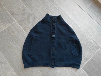 Jolie cape / gilet bleu marine Petit Bateau 2 / 3 ans