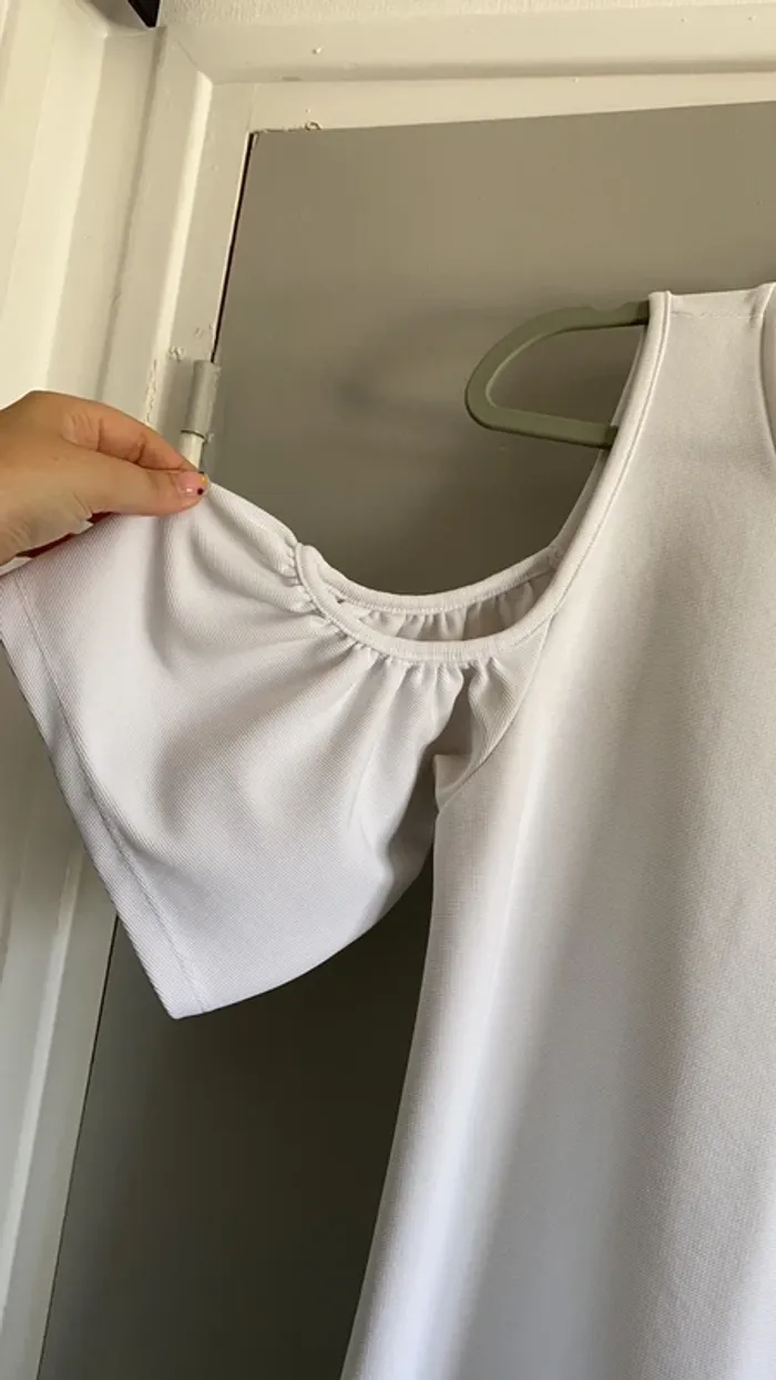 Robe blanche Zara - photo numéro 2