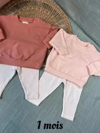 Lot 2 ensembles taille 1 mois