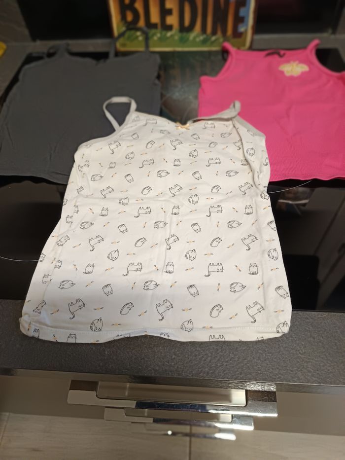 Lot vêtements filles 20€ - photo numéro 4