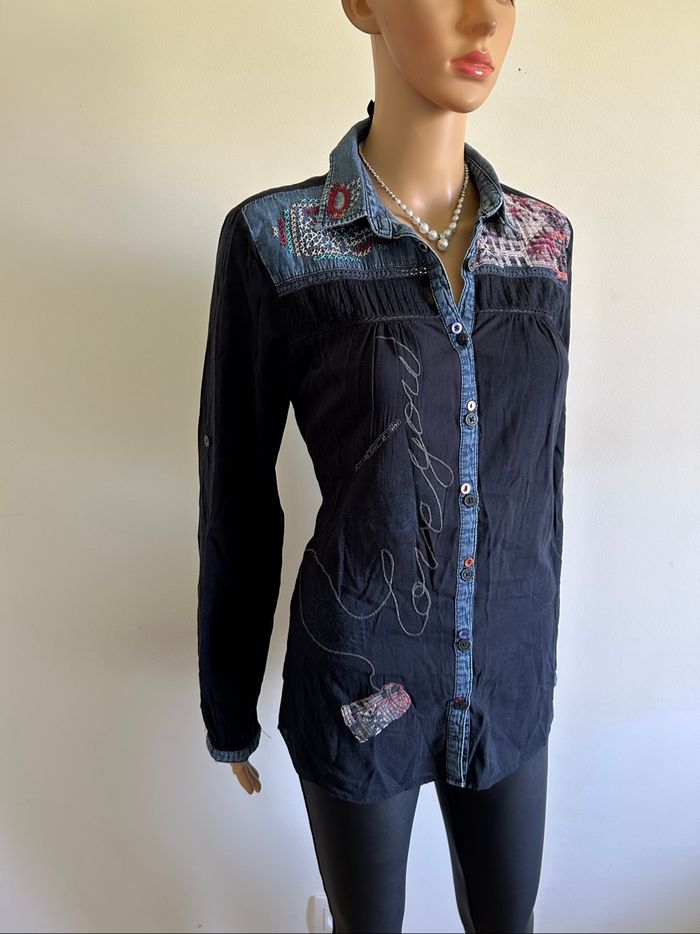 Chemise bleue bi matière Desigual taille M TBE - photo numéro 2