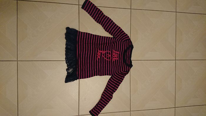 Robe manches longues marine à rayures rose