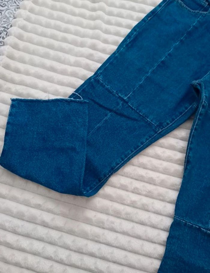 Jean neuf t.40 💙🌼 - photo numéro 2
