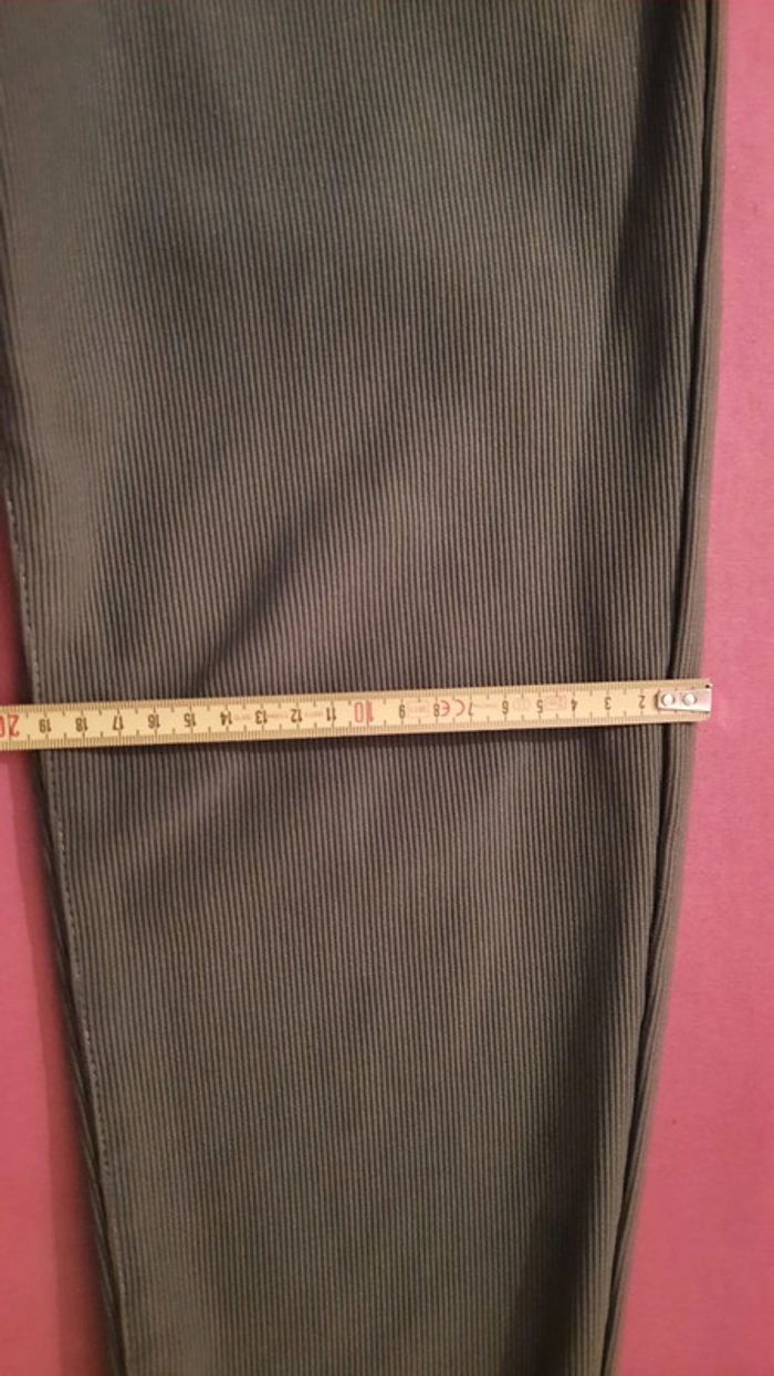 Pantalon femme T. 36 fine côtes - photo numéro 7