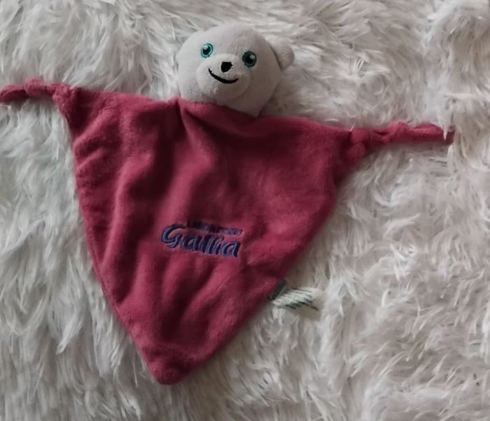 Doudou triangle ours blanc et mauve - Gallia