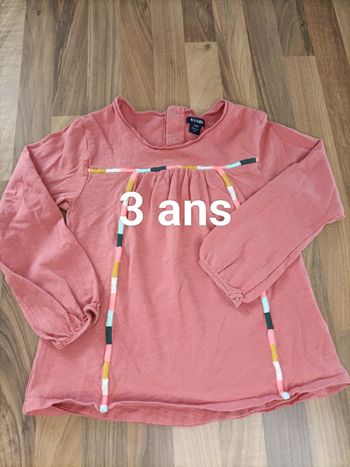 Tee-shirt manches longues ocre et motifs multicolores 3 ans Kiabi 