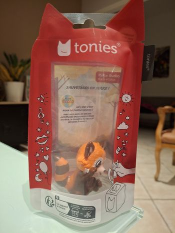 Tonies sauvetages en terre